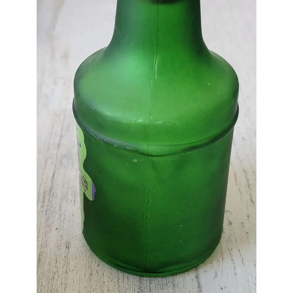 Wool of‎ bat bomb green bottle glass Halloween home decor